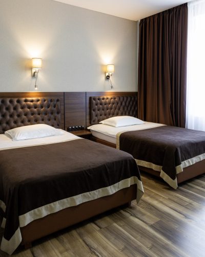 twin-room-two-beds-royal-poltava
